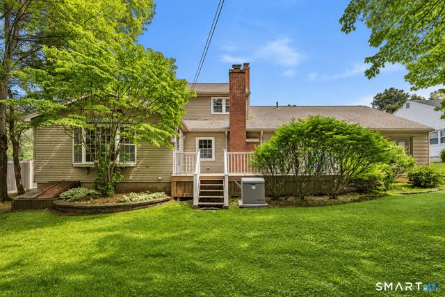 55 Holly Lane, Wethersfield, CT 06109