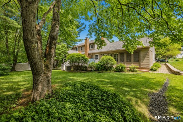 55 Holly Lane, Wethersfield, CT 06109