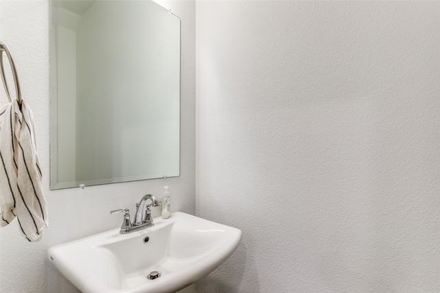 5106 Springlake Parkway, Haltom City, TX 76117