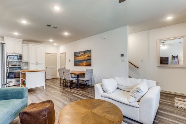 5106 Springlake Parkway, Haltom City, TX 76117