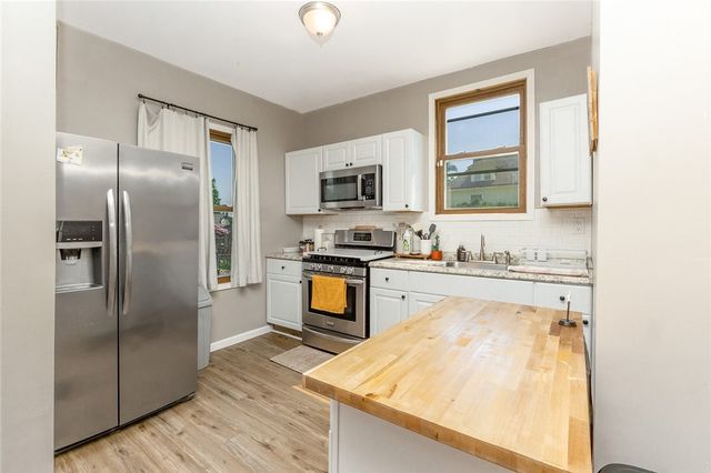2402 Highland Ave, New Castle, PA 16105
