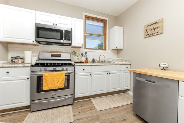 2402 Highland Ave, New Castle, PA 16105