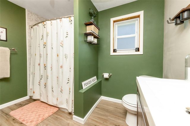 2402 Highland Ave, New Castle, PA 16105