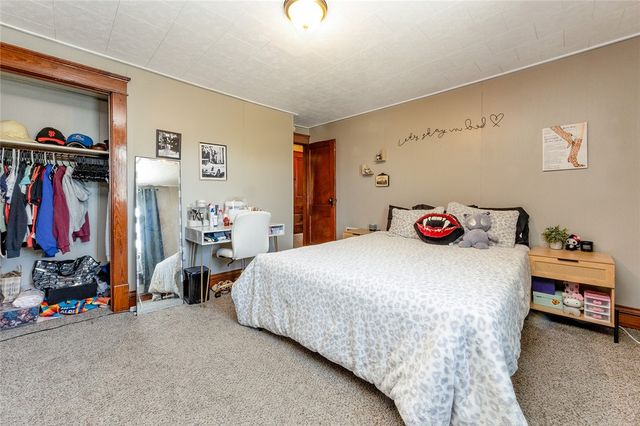 2402 Highland Ave, New Castle, PA 16105