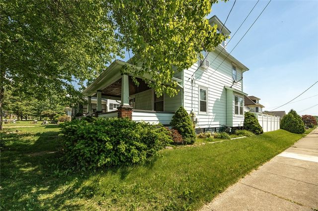2402 Highland Ave, New Castle, PA 16105