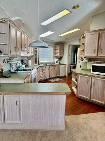 265 Tulip Circle, Matteson, IL 60443