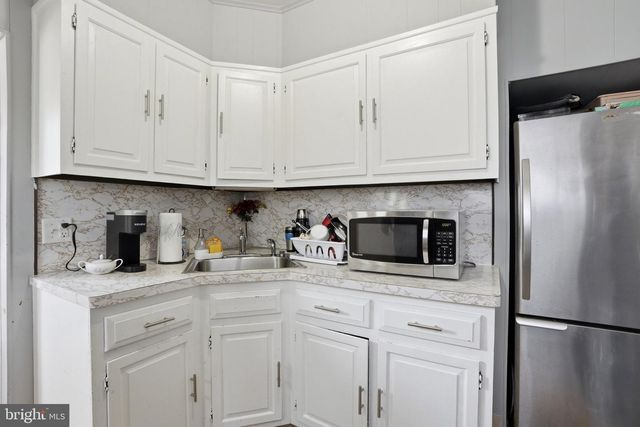 4686 STATE RD, Drexel Hill, PA 19026