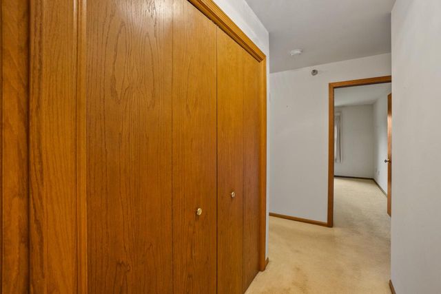 942 Oconomowoc PARKWAY, Oconomowoc, WI 53066