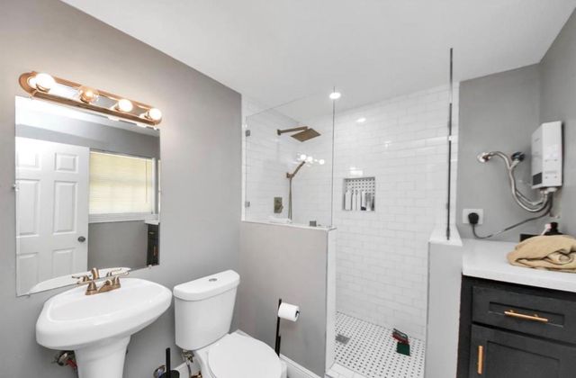 7309 Moline Street B, Houston, TX 77087