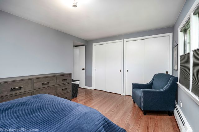 6400 N KNOX Avenue, Lincolnwood, IL 60712