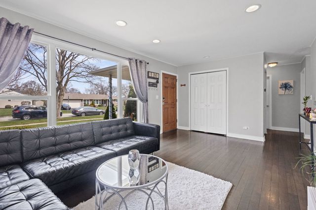 3503 Bobolink Lane, Rolling Meadows, IL 60008