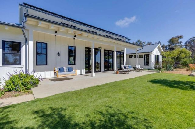639 Quail Gardens Lane, Encinitas, CA 92024