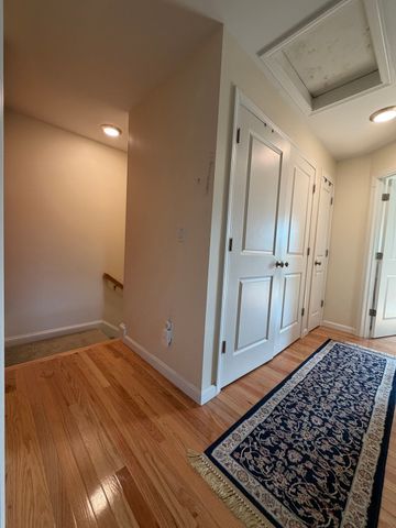 19 Littleton Rd 309, Westford, MA 01886