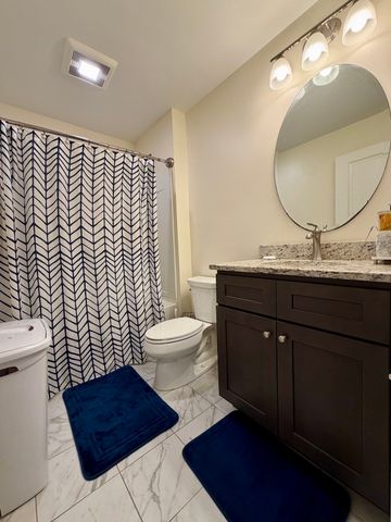 19 Littleton Rd 309, Westford, MA 01886