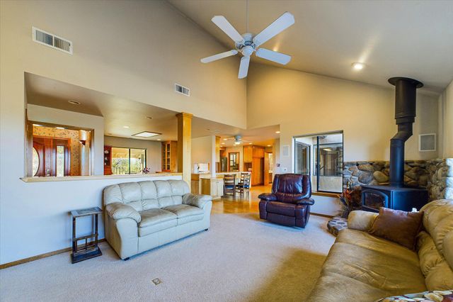 19515 Smith Lane, Cottonwood, CA 96022