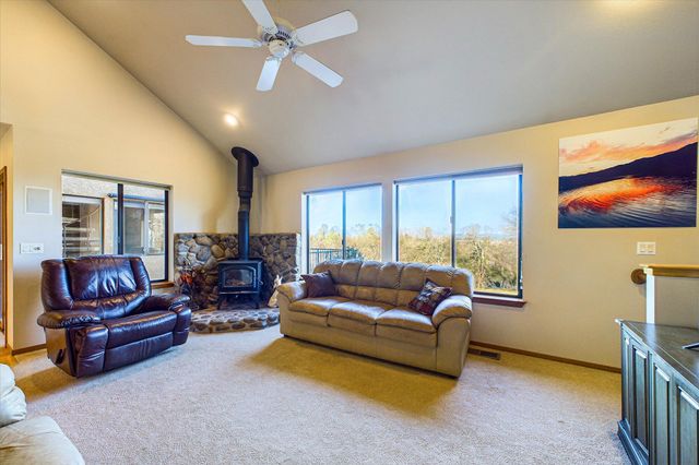 19515 Smith Lane, Cottonwood, CA 96022