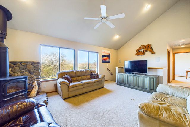 19515 Smith Lane, Cottonwood, CA 96022