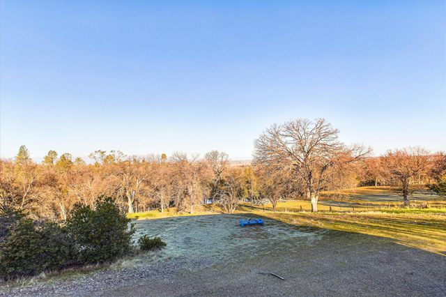 19515 Smith Lane, Cottonwood, CA 96022