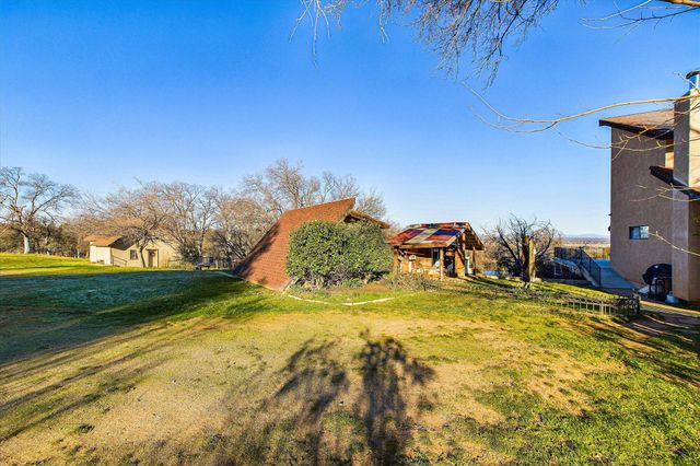 19515 Smith Lane, Cottonwood, CA 96022