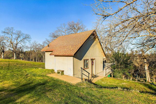 19515 Smith Lane, Cottonwood, CA 96022