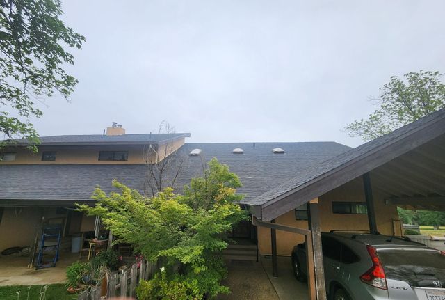 19515 Smith Lane, Cottonwood, CA 96022