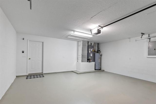 90 UNIVERSIAL TRAIL, Palm Coast, FL 32164
