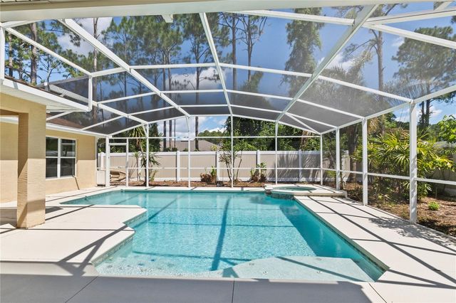 90 UNIVERSIAL TRAIL, Palm Coast, FL 32164