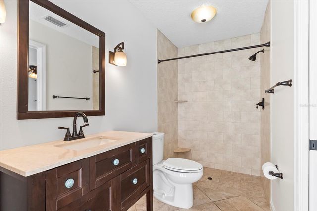 90 UNIVERSIAL TRAIL, Palm Coast, FL 32164