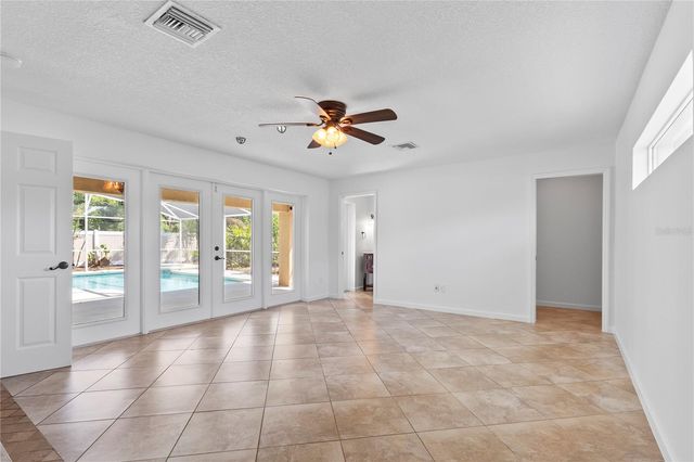 90 UNIVERSIAL TRAIL, Palm Coast, FL 32164