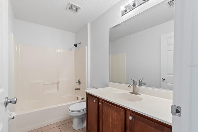 90 UNIVERSIAL TRAIL, Palm Coast, FL 32164
