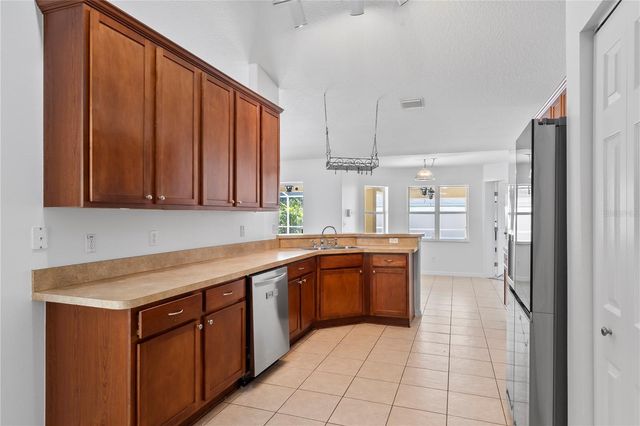 90 UNIVERSIAL TRAIL, Palm Coast, FL 32164