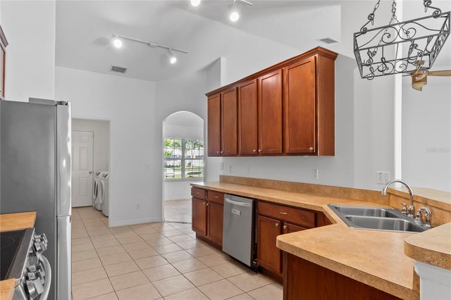 90 UNIVERSIAL TRAIL, Palm Coast, FL 32164