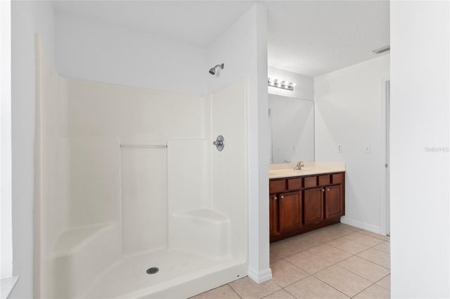 90 UNIVERSIAL TRAIL, Palm Coast, FL 32164