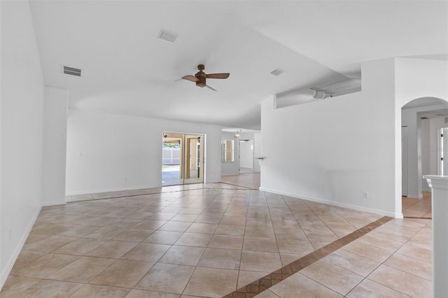 90 UNIVERSIAL TRAIL, Palm Coast, FL 32164