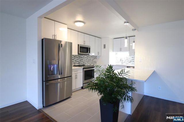 1600 Center Avenue 12C, Fort Lee, NJ 07024