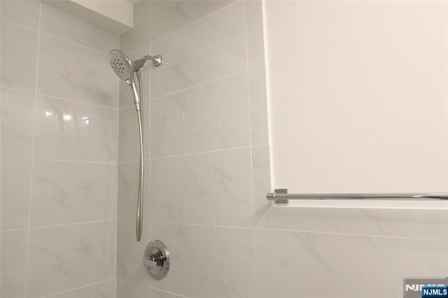 1600 Center Avenue 12C, Fort Lee, NJ 07024