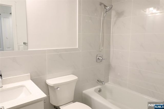 1600 Center Avenue 12C, Fort Lee, NJ 07024