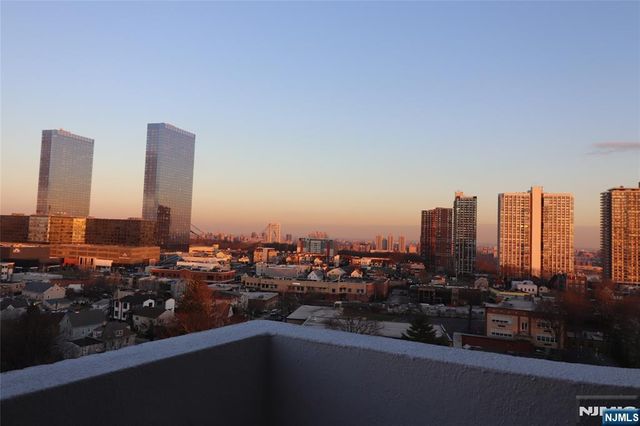 1600 Center Avenue 12C, Fort Lee, NJ 07024