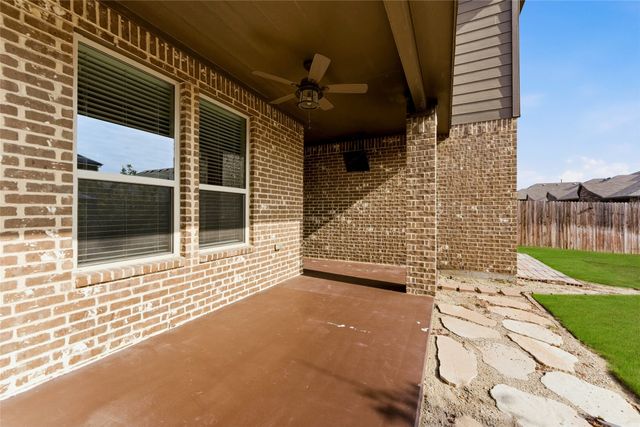 5649 Salt Springs Drive, Fort Worth, TX 76179