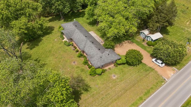 49 Chandler Rd, Mount Juliet, TN 37122