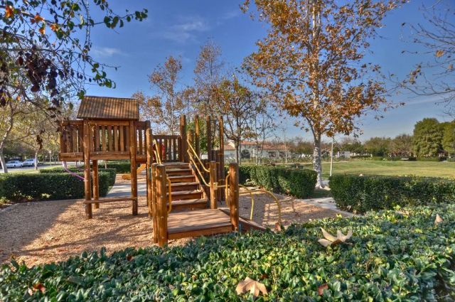 36 Tall Oak, Irvine, CA 92603