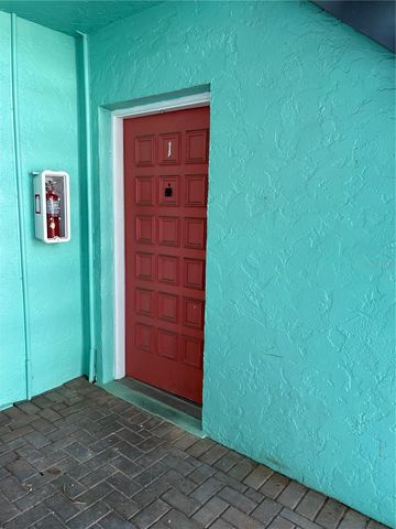 555 69TH AVENUE 1, St Petersburg, FL 33706
