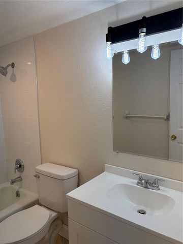555 69TH AVENUE 1, St Petersburg, FL 33706