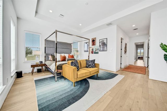 1306 Laird Street, Houston, TX 77008