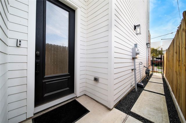 1306 Laird Street, Houston, TX 77008