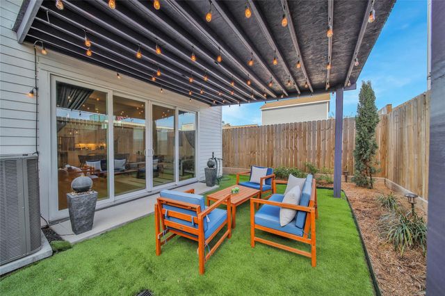 1306 Laird Street, Houston, TX 77008