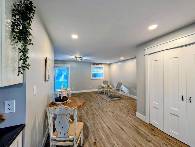 12498 National Dr., Grafton, OH 44044