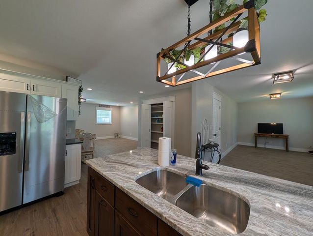 12498 National Dr., Grafton, OH 44044