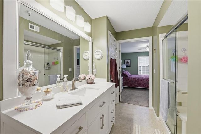 5610 NE 80th Terrace 2C, Kansas City, MO 64119