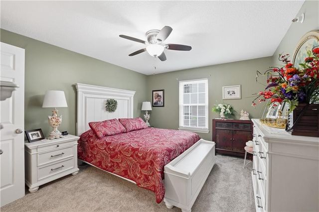 5610 NE 80th Terrace 2C, Kansas City, MO 64119
